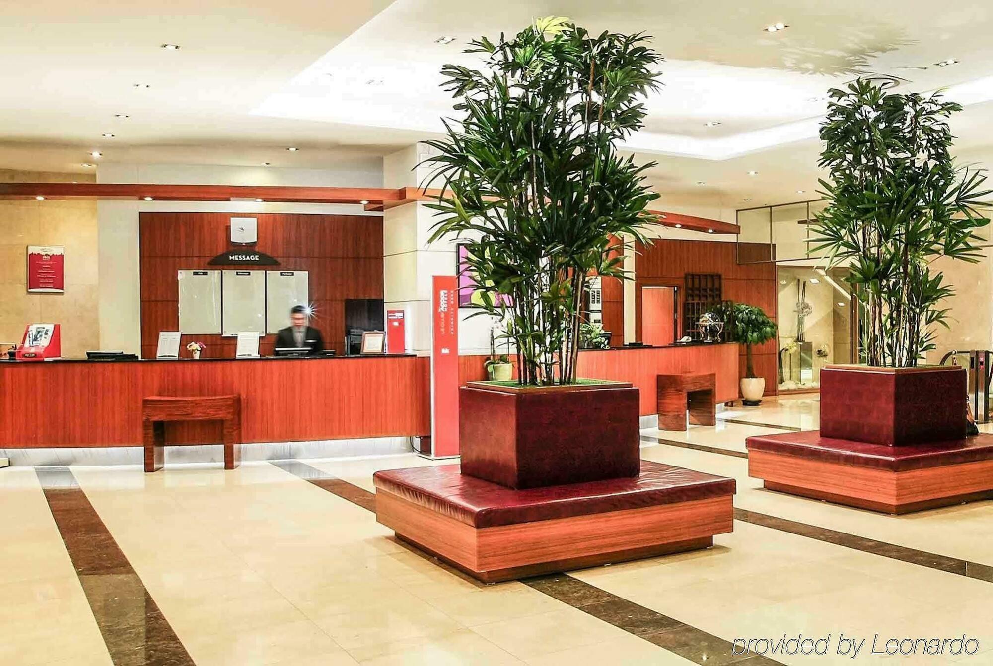Ibis Ambassador Suwon Hotel Exterior photo
